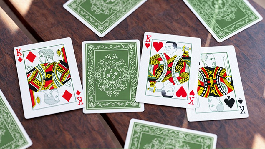 Black Roses Immergrün Playing Cards