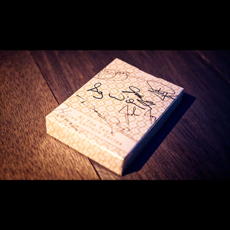 At the Table Playing Cards - Signature Edition (Limited)