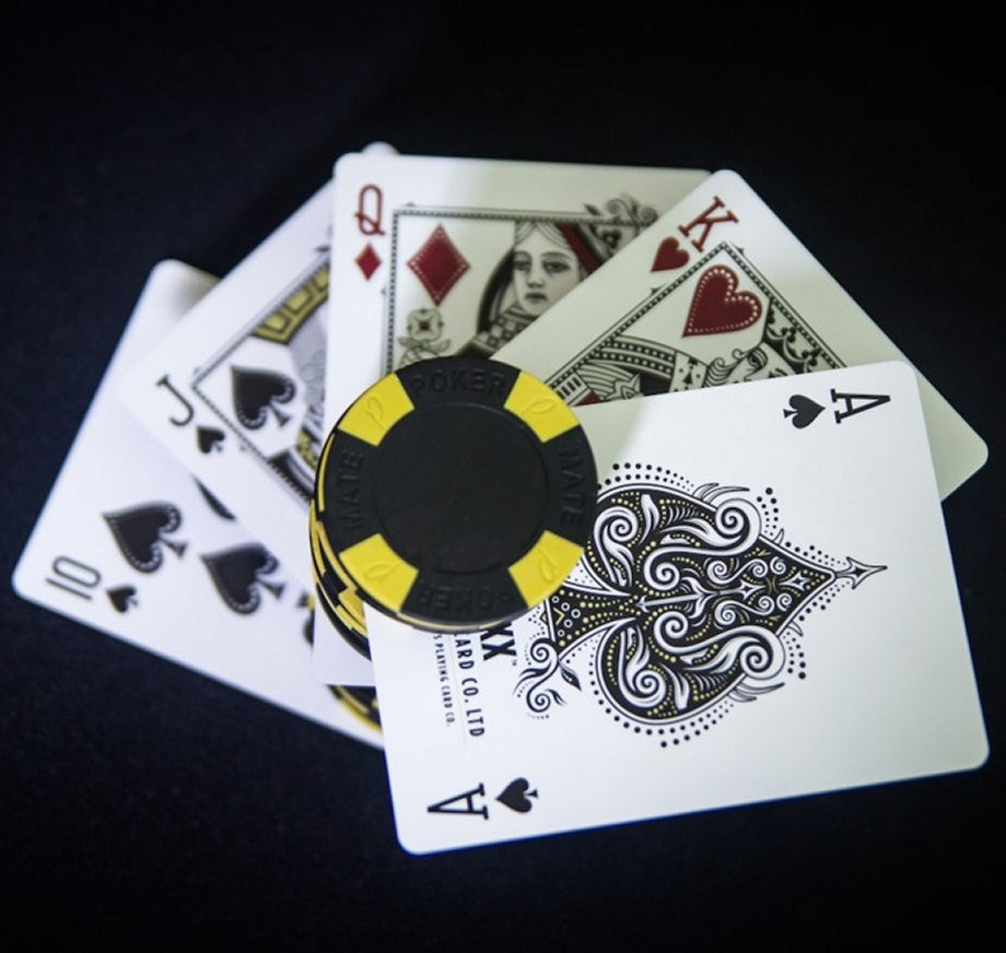 v2 LUXX® Playing Cards: Shadow Edition SILVER