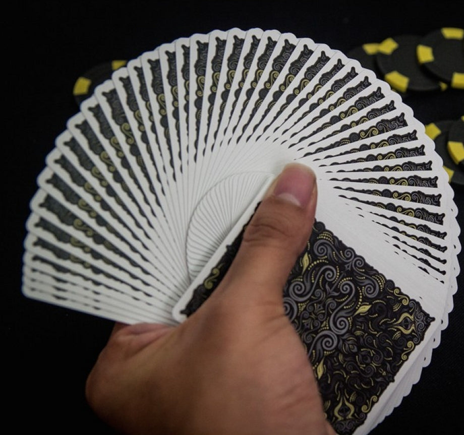 v2 LUXX® Playing Cards: Shadow Edition GOLD